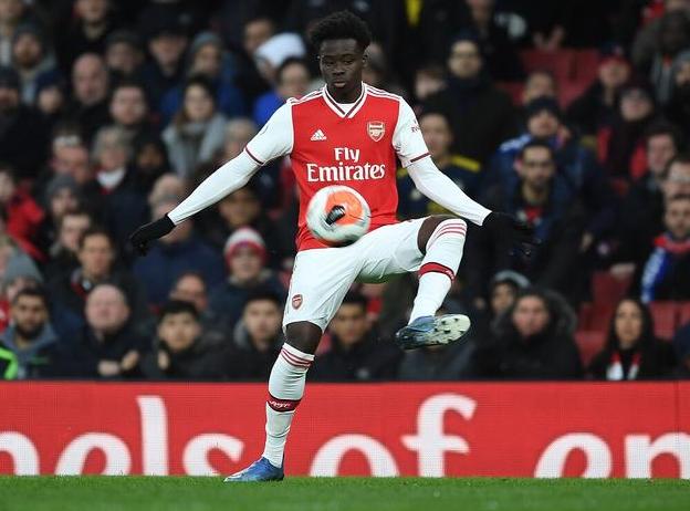  阿森纳，萨卡造红牌+点球导演逆转好戏  