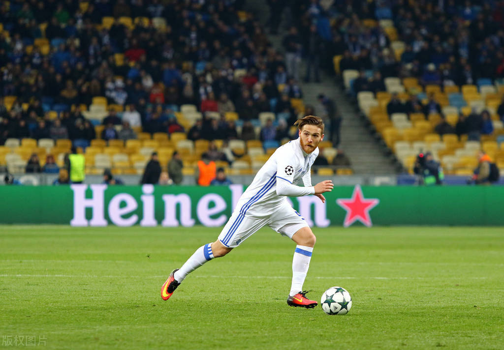  斯特拉斯堡主场六万观众创赛季新高  